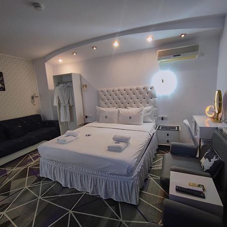 Amethyst House Therme & Bucharest Otopeni Airport Exterior foto