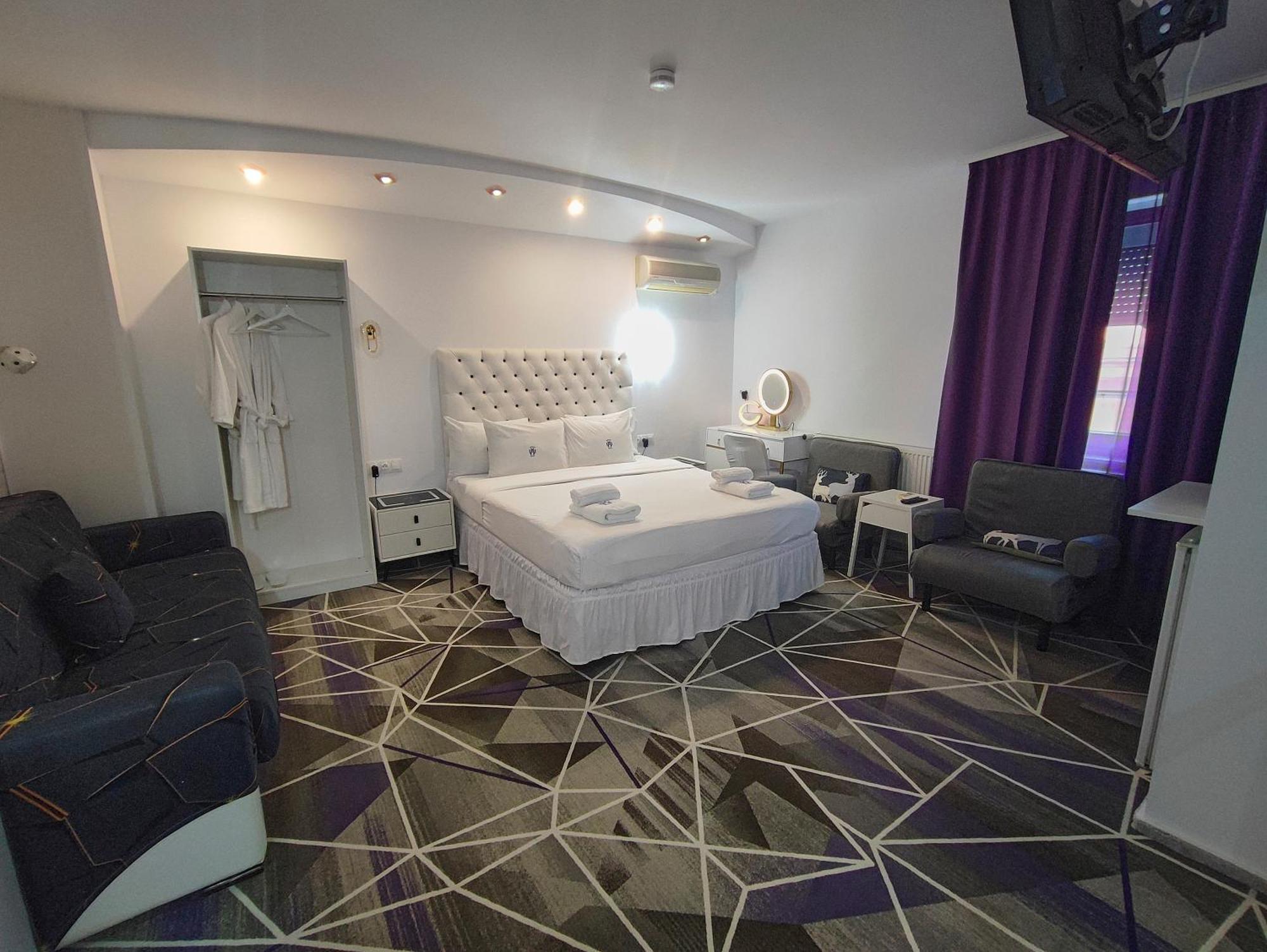 Amethyst House Therme & Bucharest Otopeni Airport Exterior foto