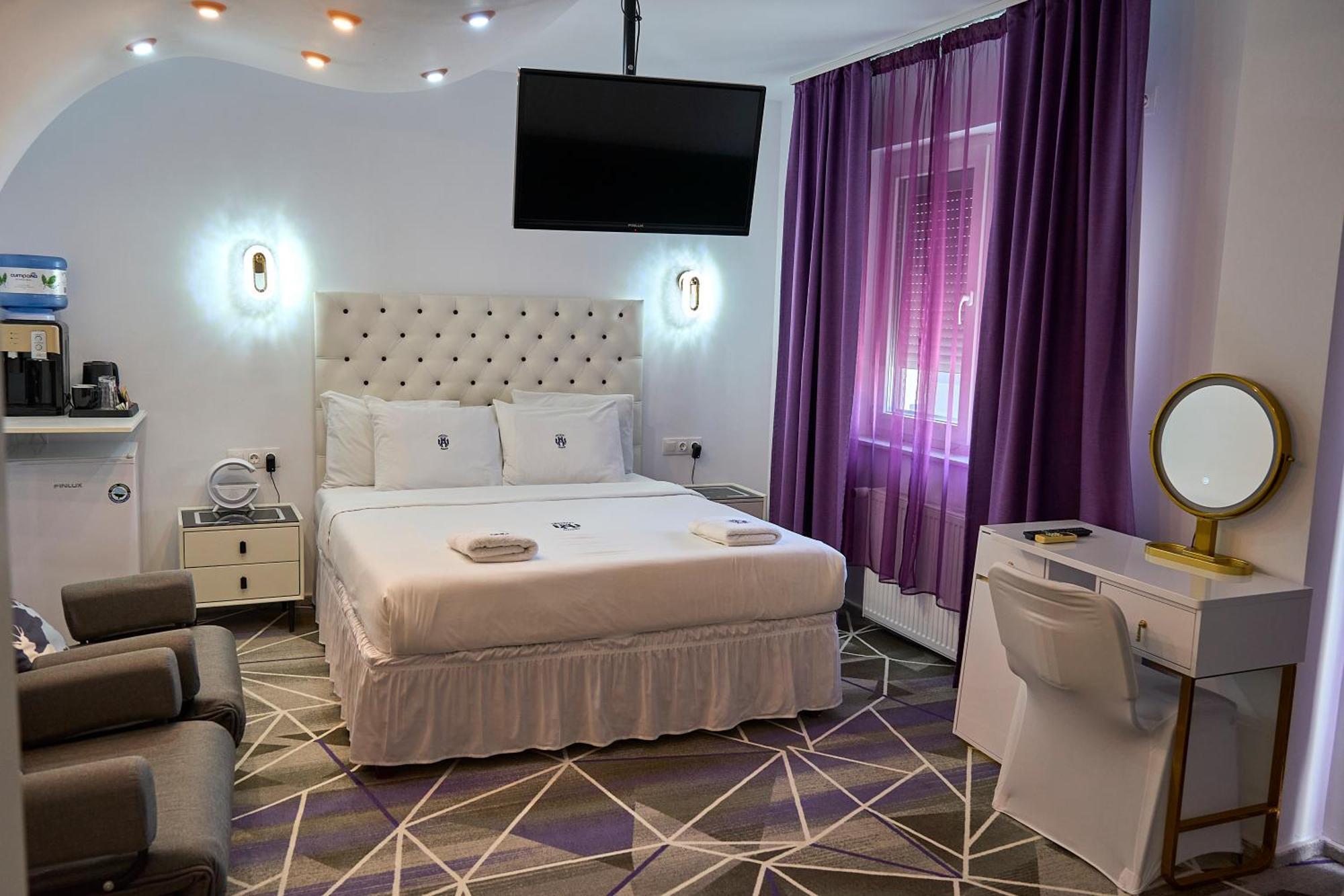 Amethyst House Therme & Bucharest Otopeni Airport Exterior foto