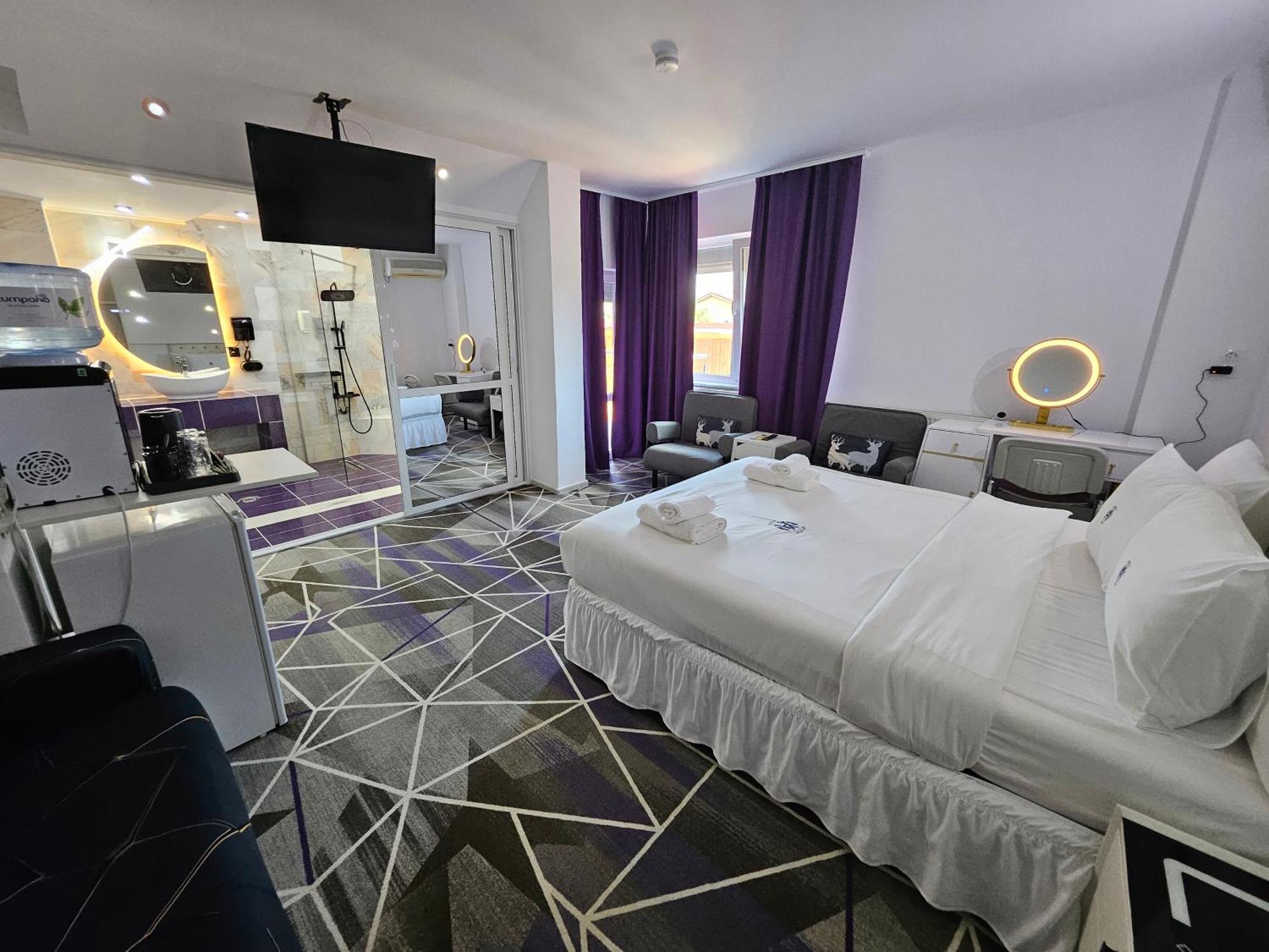 Amethyst House Therme & Bucharest Otopeni Airport Exterior foto